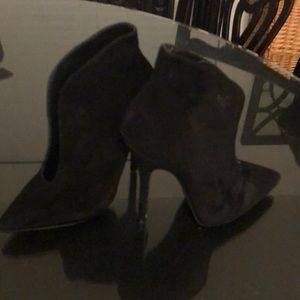 Steve Madden booties sz 6